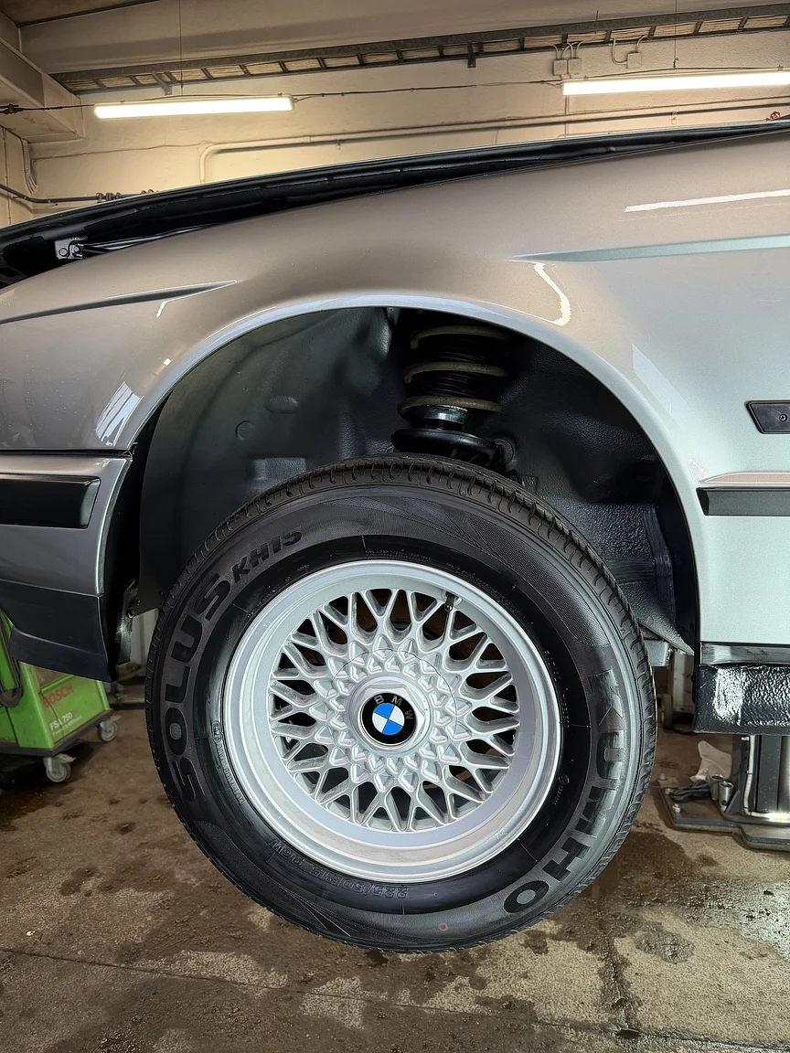 Aussenfoto 1988 BMW 535i - NO RESERVE (56)