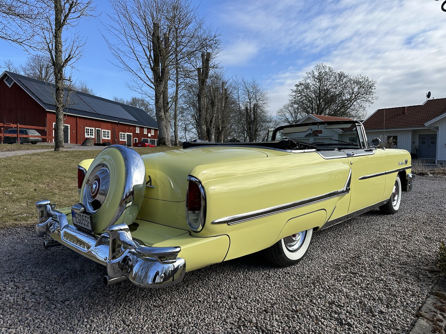 Exterior image of 1955 Mercury Montclair