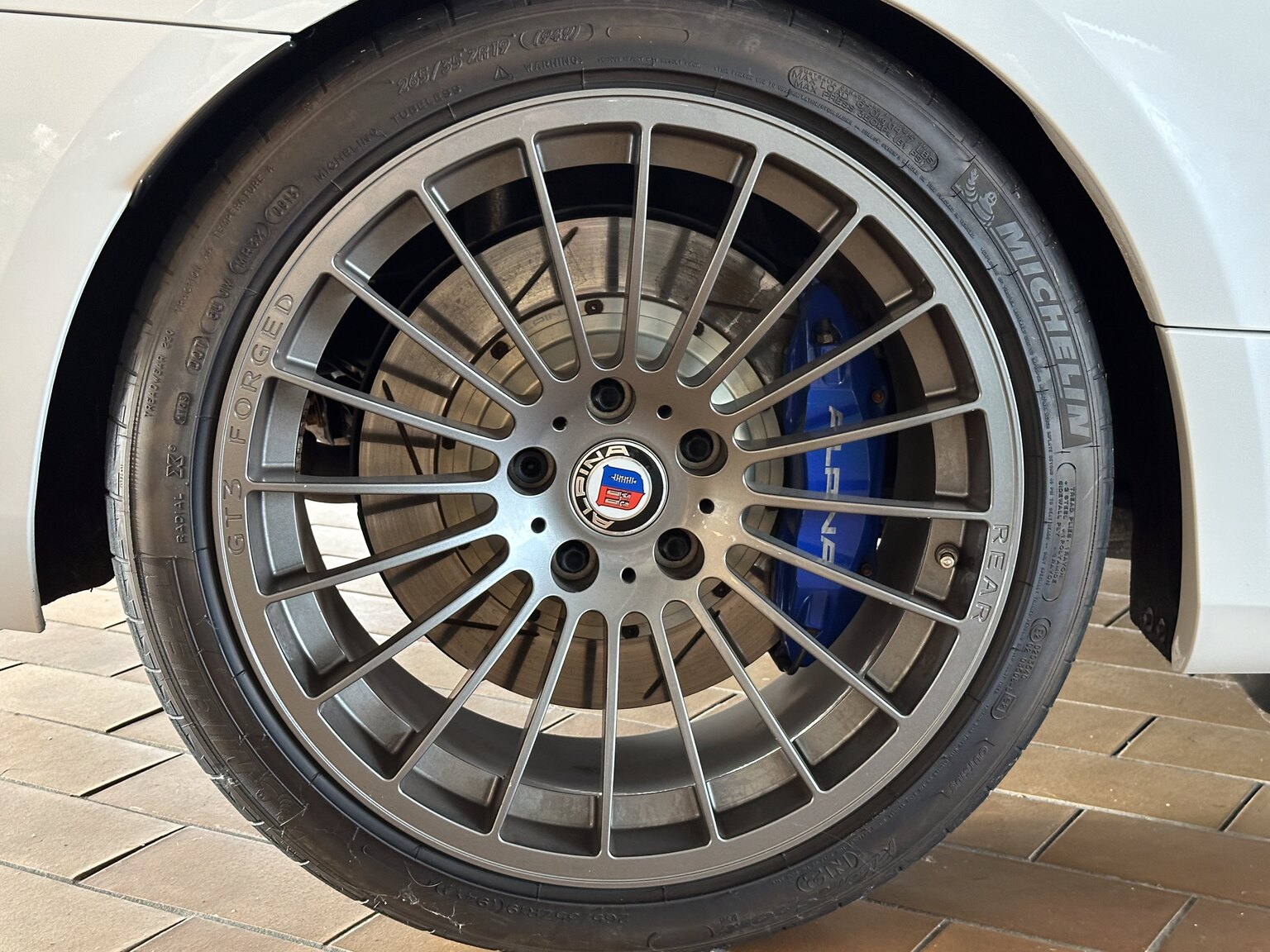 Exterior image of 2012 ALPINA B3 GT3 Switch-Tronic