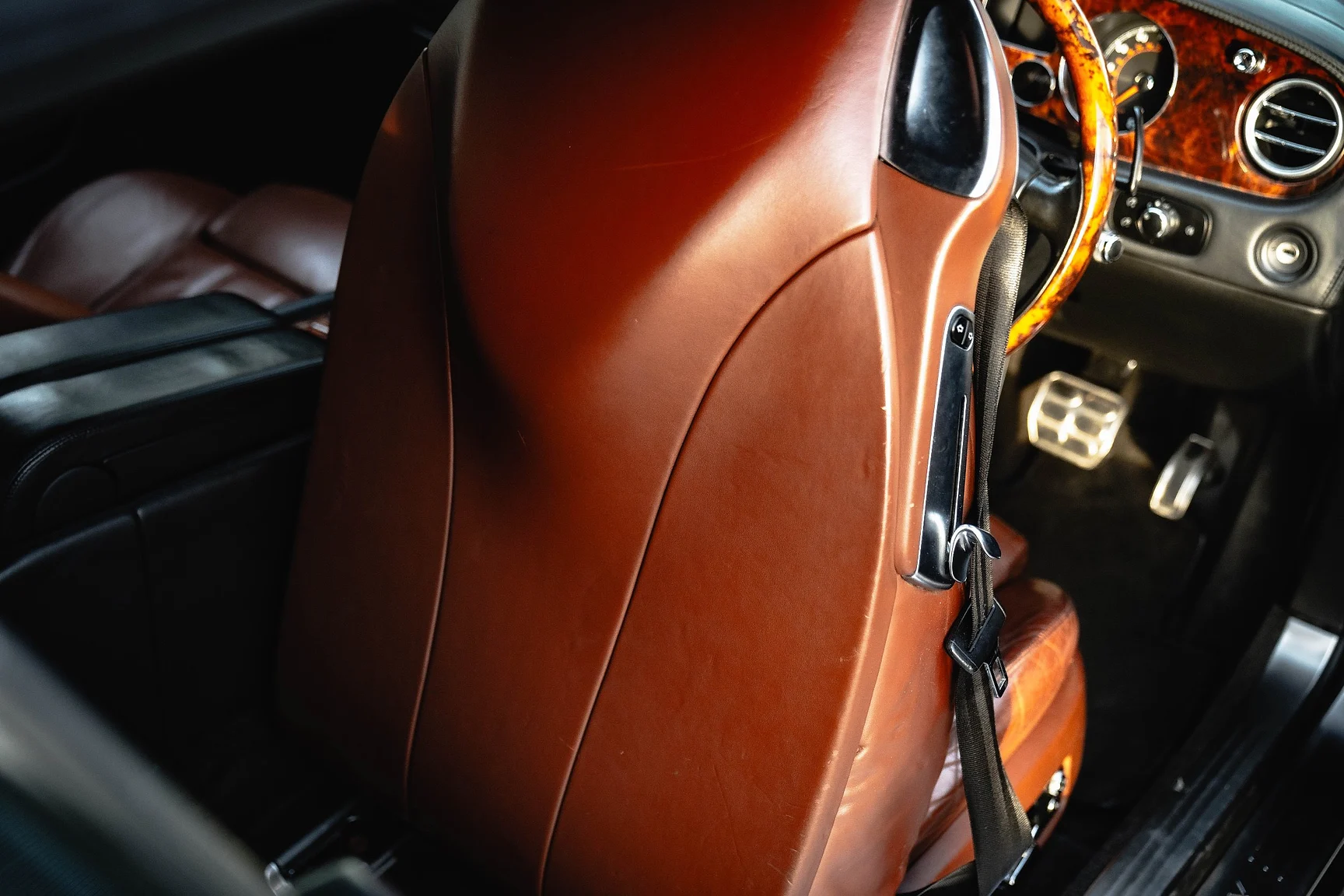 Interiörbild 2007 Bentley Continental GTC (58)