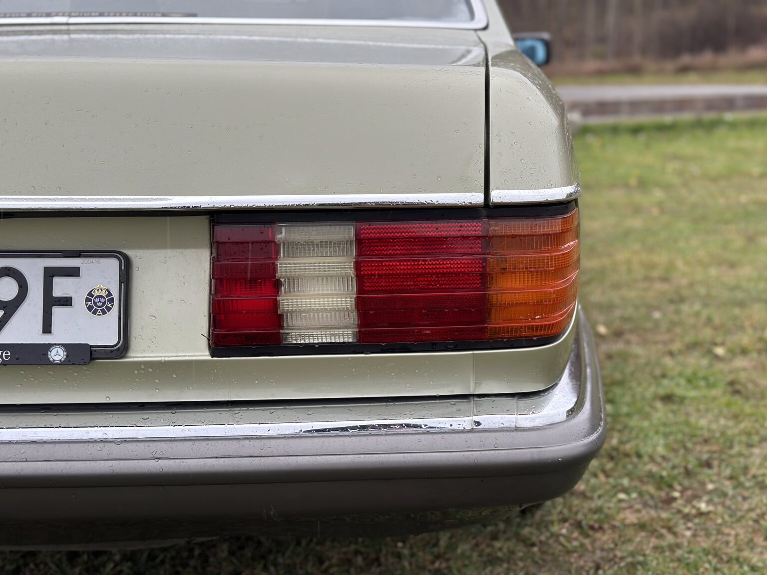 Exteriörbild på 1983 Mercedes-Benz 500 SEC