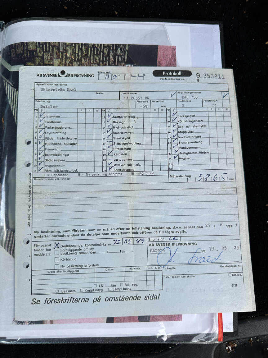 Documentation for 1965 Daimler 250 V8