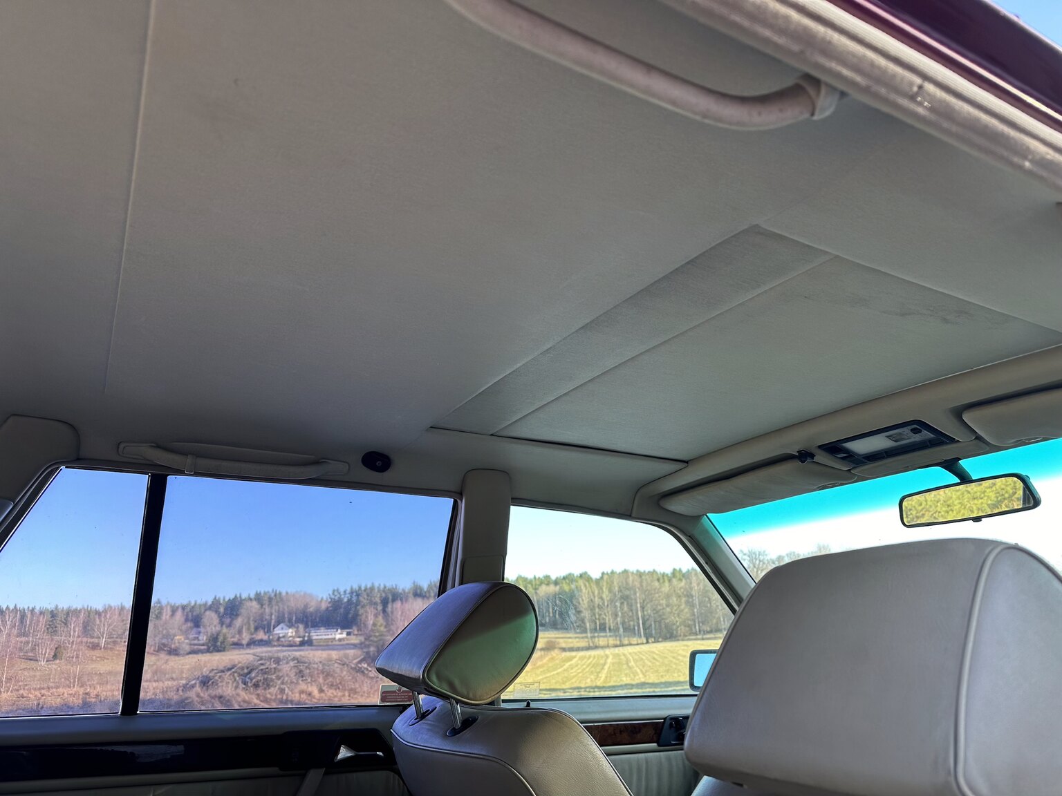 Interiörbild 1992 Mercedes-Benz 300 TE-24