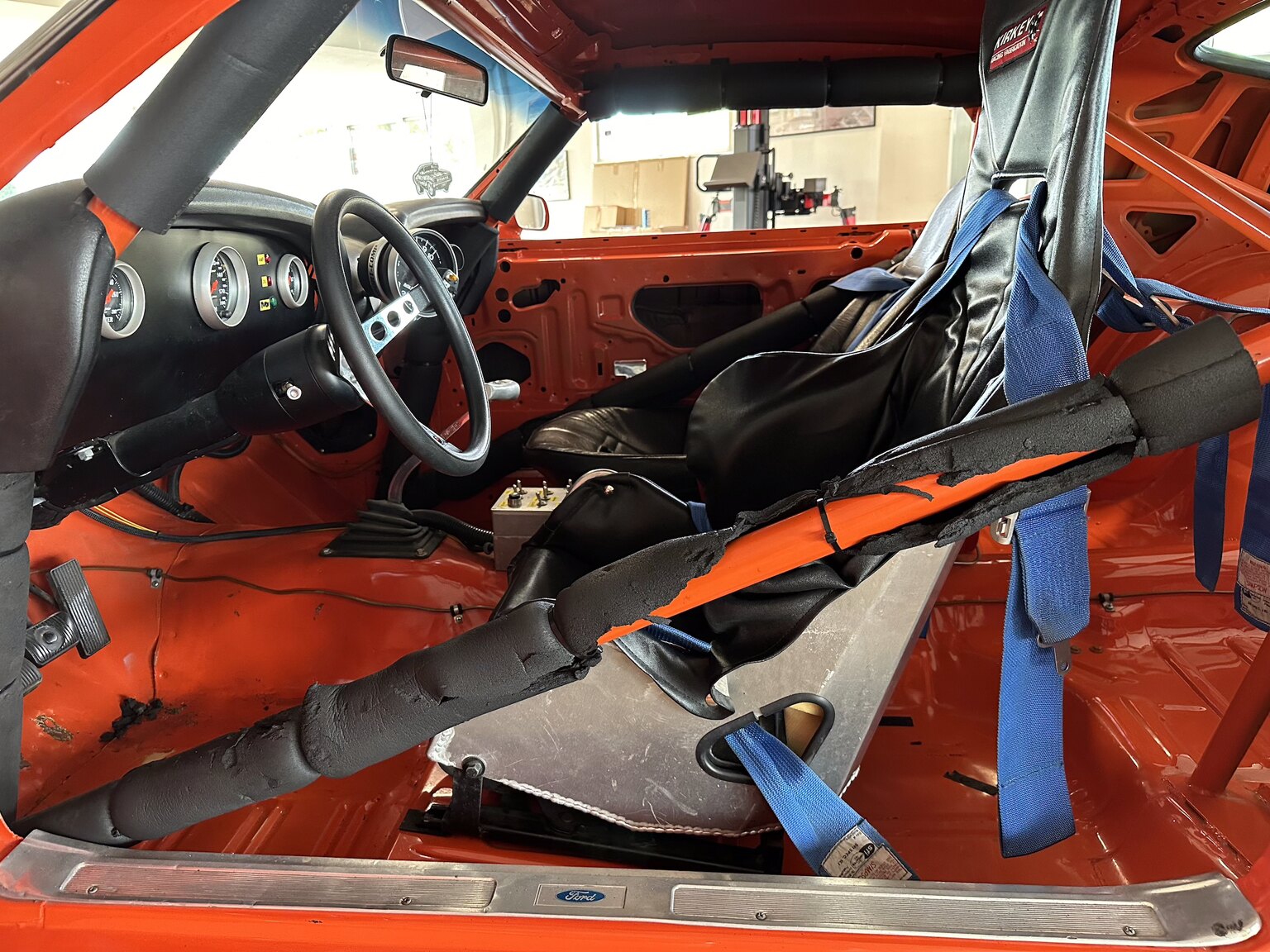 Interiörbild 1969 Ford Mustang Fastback Boss Race Car
