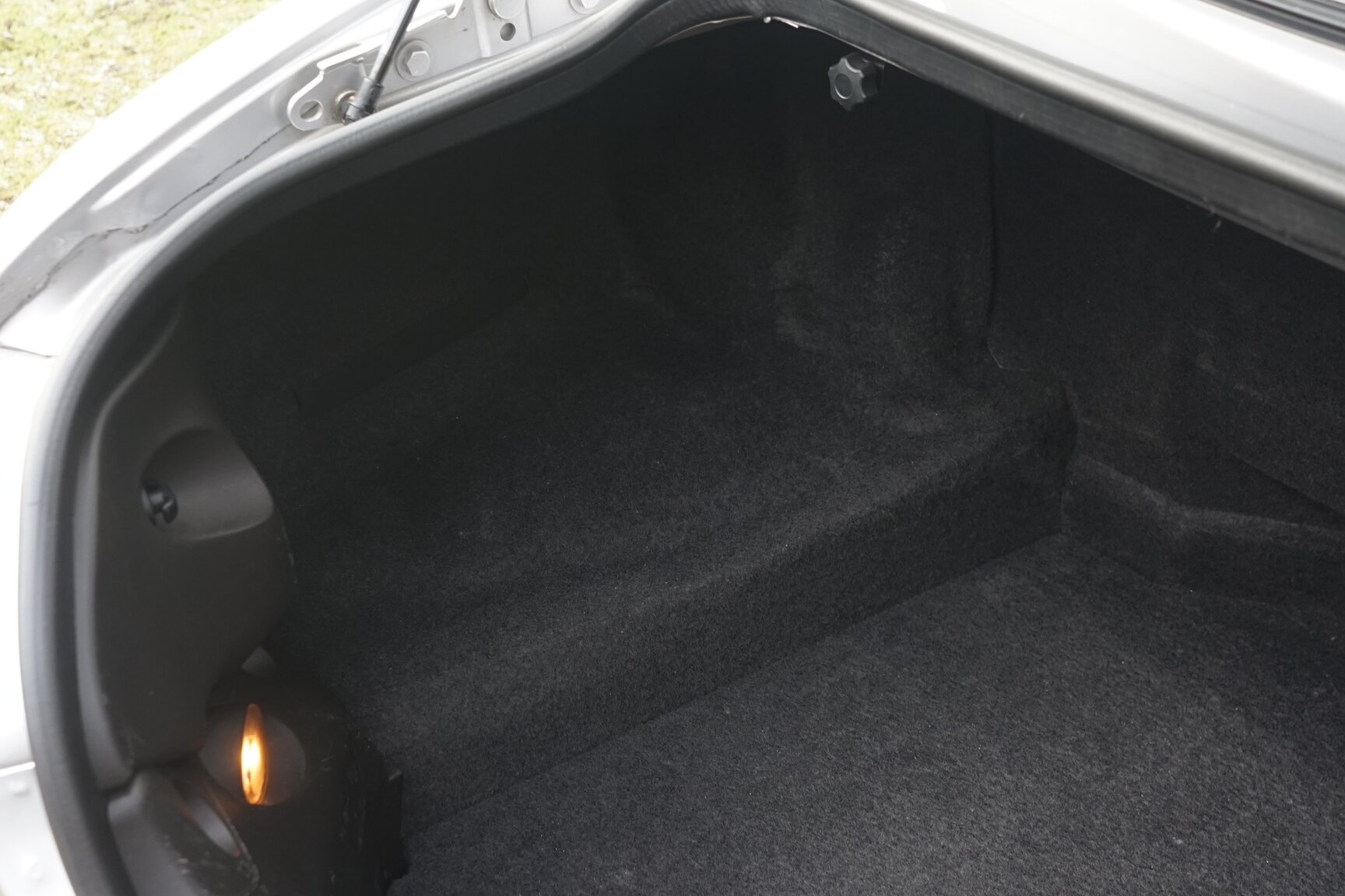 Interior image of 2001 Jaguar XKR Silverstone