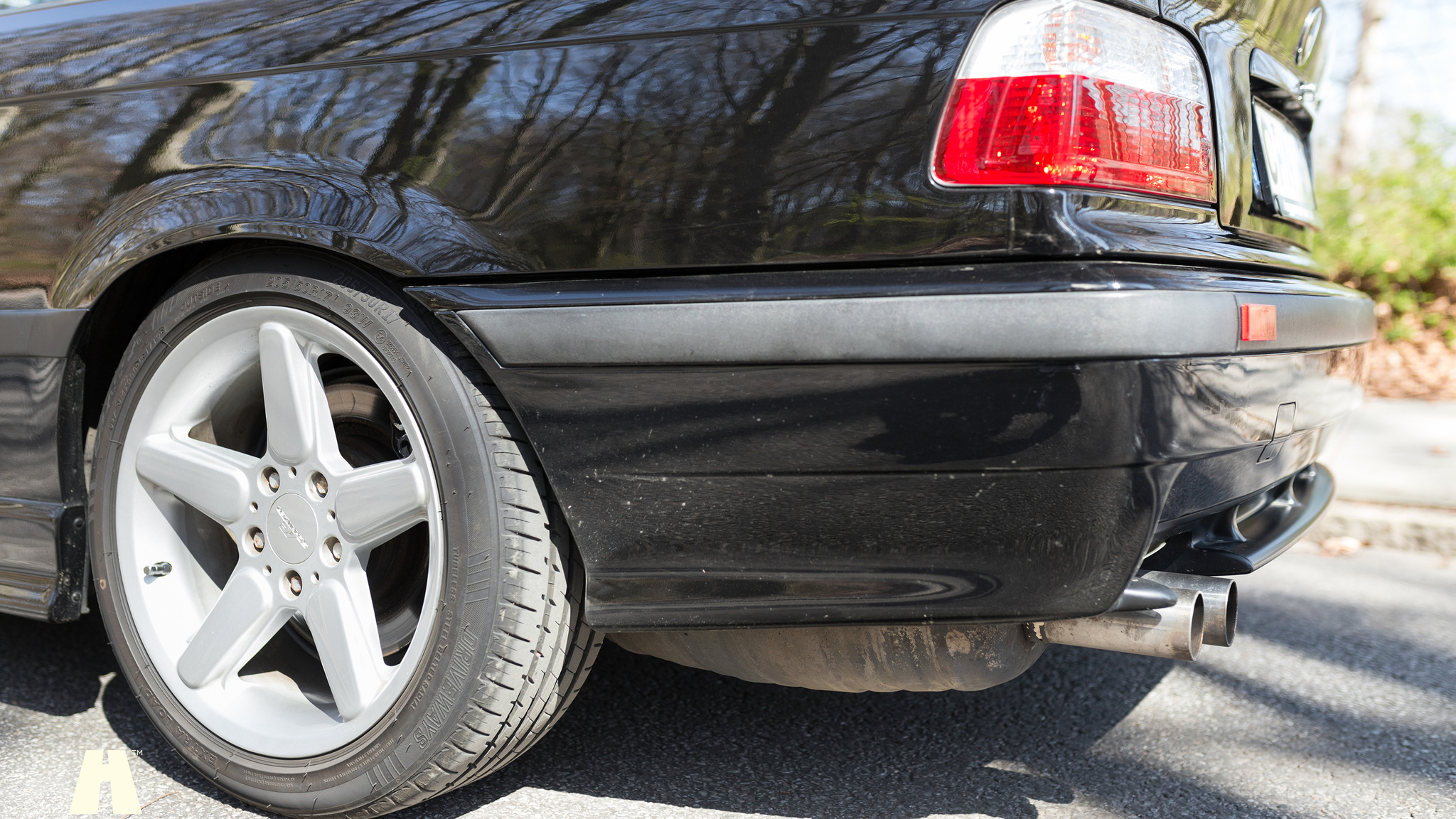 Exterior image of 1996 BMW M3 3.2 Cabriolet (67)