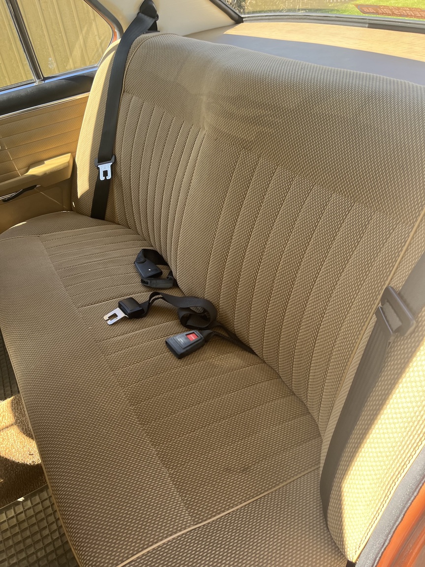 Innenraumfoto von 1977 BMW 518