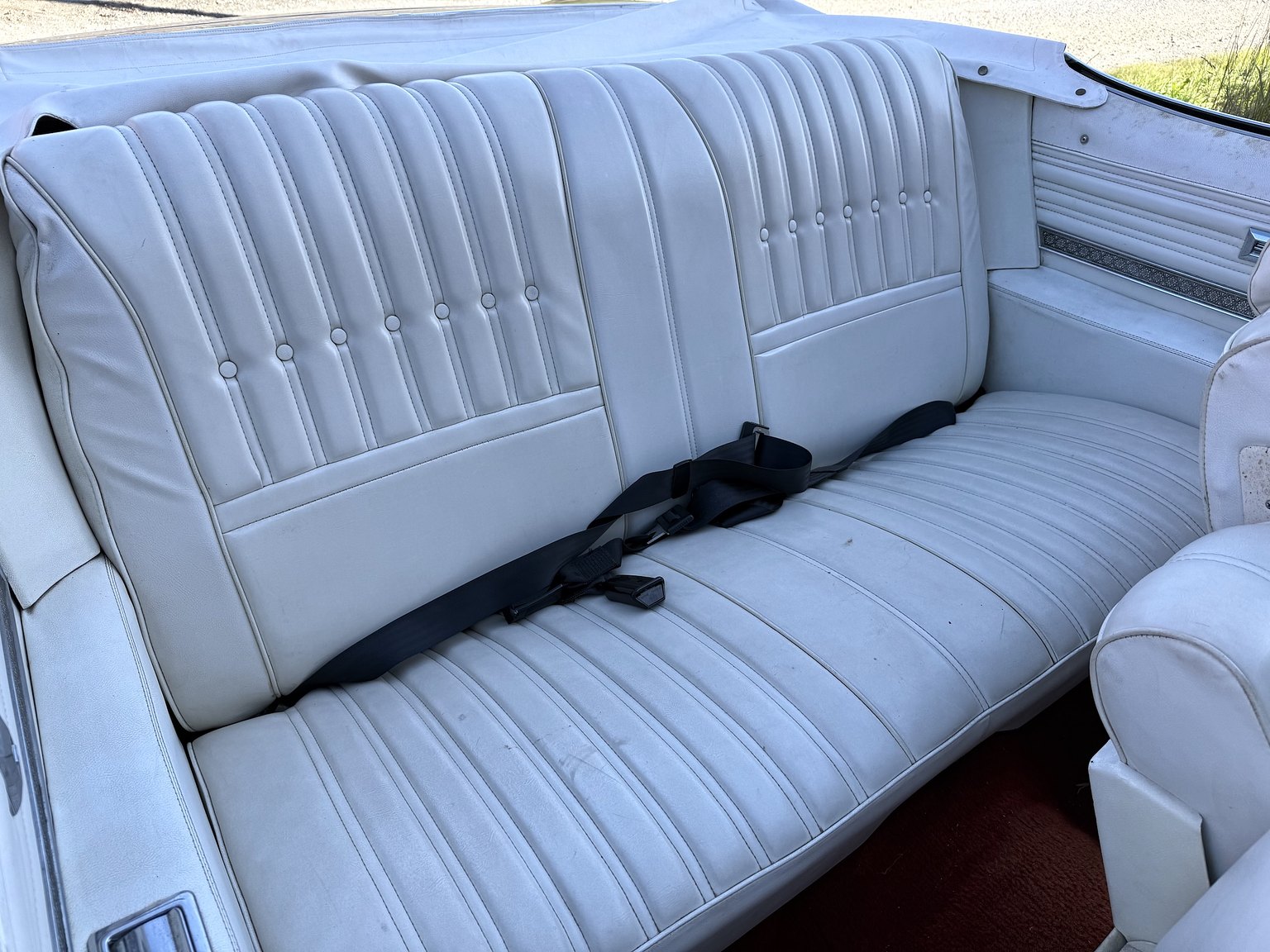 Interiörbild 1975 Oldsmobile Delta 88