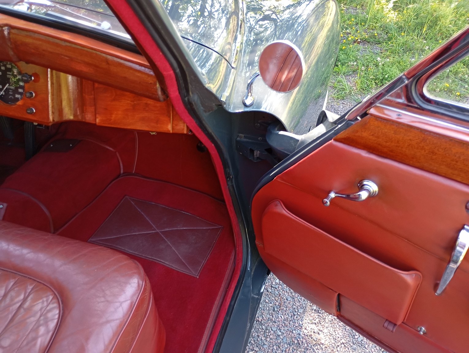 Interior image of 1954 Jaguar Mark VII