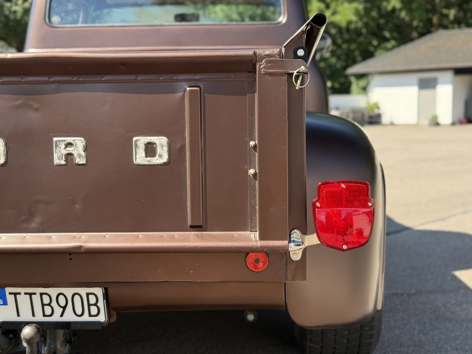 Exterior image of 1956 Ford F-100 Restomod (26)