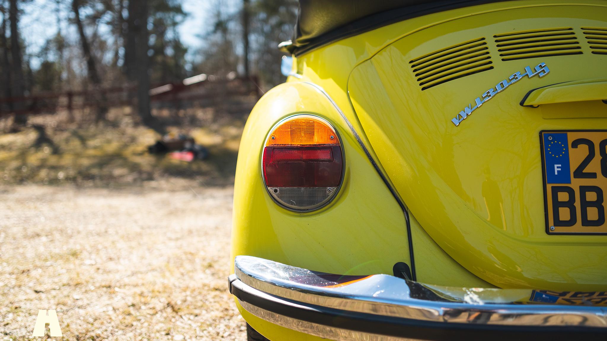 Exteriörbild på 1974 Volkswagen Bubbla 1303LS Cabriolet Svensksåld 