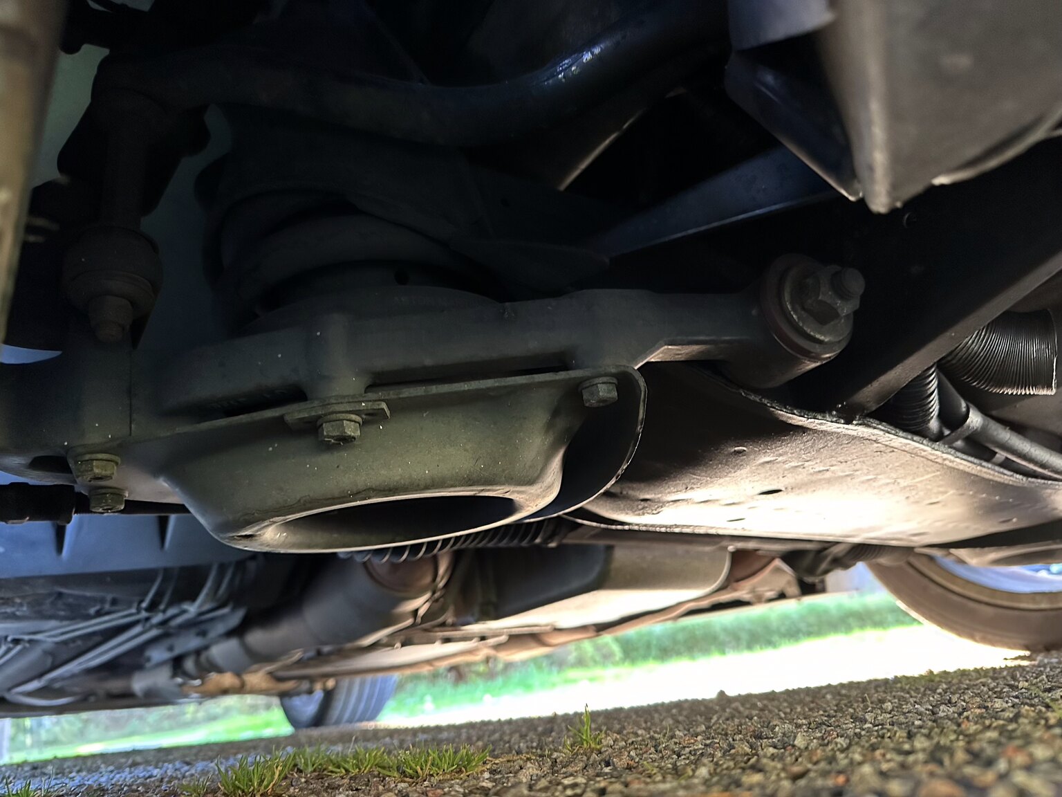Image of 2003 Aston Martin DB7 mechanics