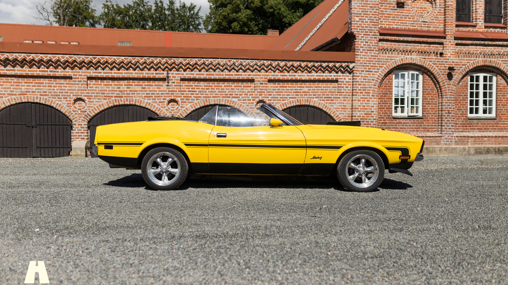 Exterior image of 1971 Ford Mustang 429 Cabriolet (4)