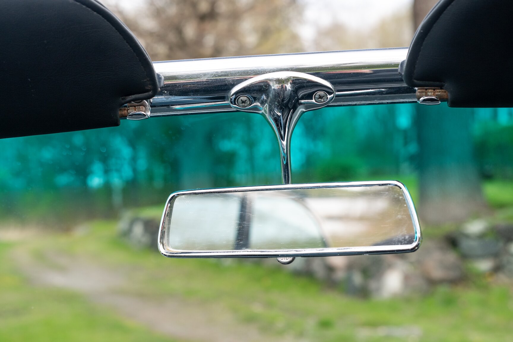 Interior image of 1955 Packard Caribbean Cabriolet  (39)