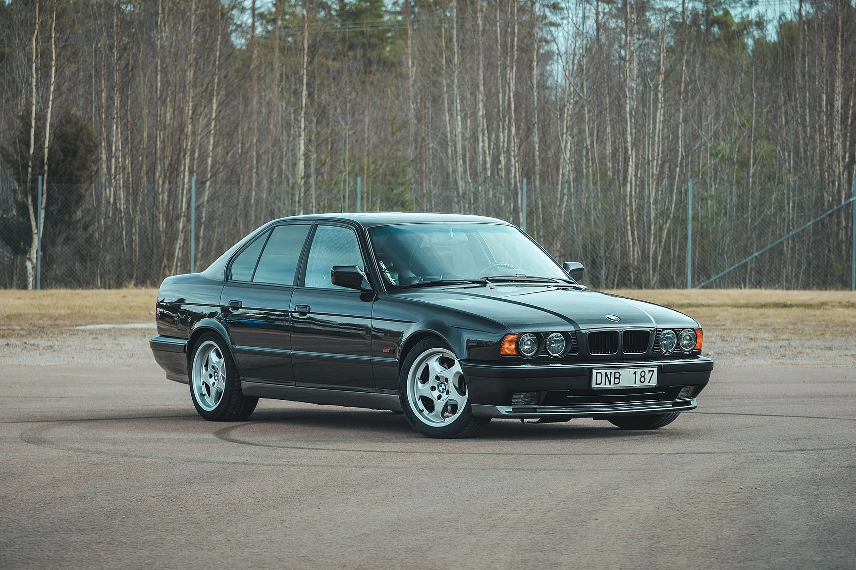 Aussenfoto 1992 BMW M5 3.8 (10)