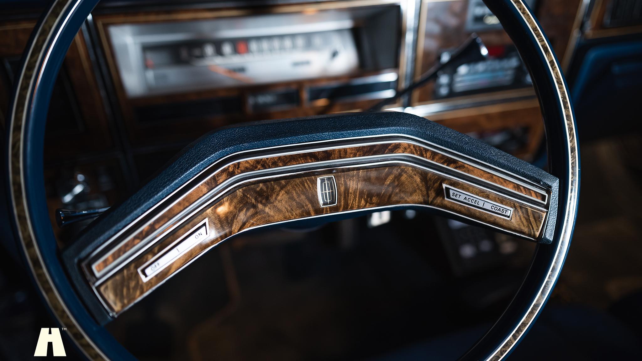 Interiörbild 1979 Lincoln Continental (21)