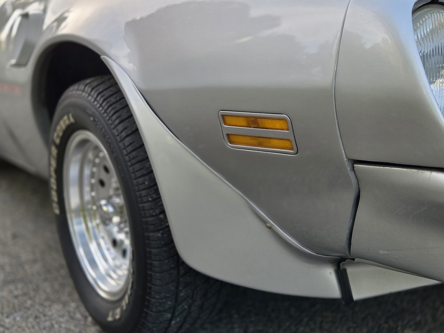 Exteriörbild på 1976 Pontiac Firebird Trans Am