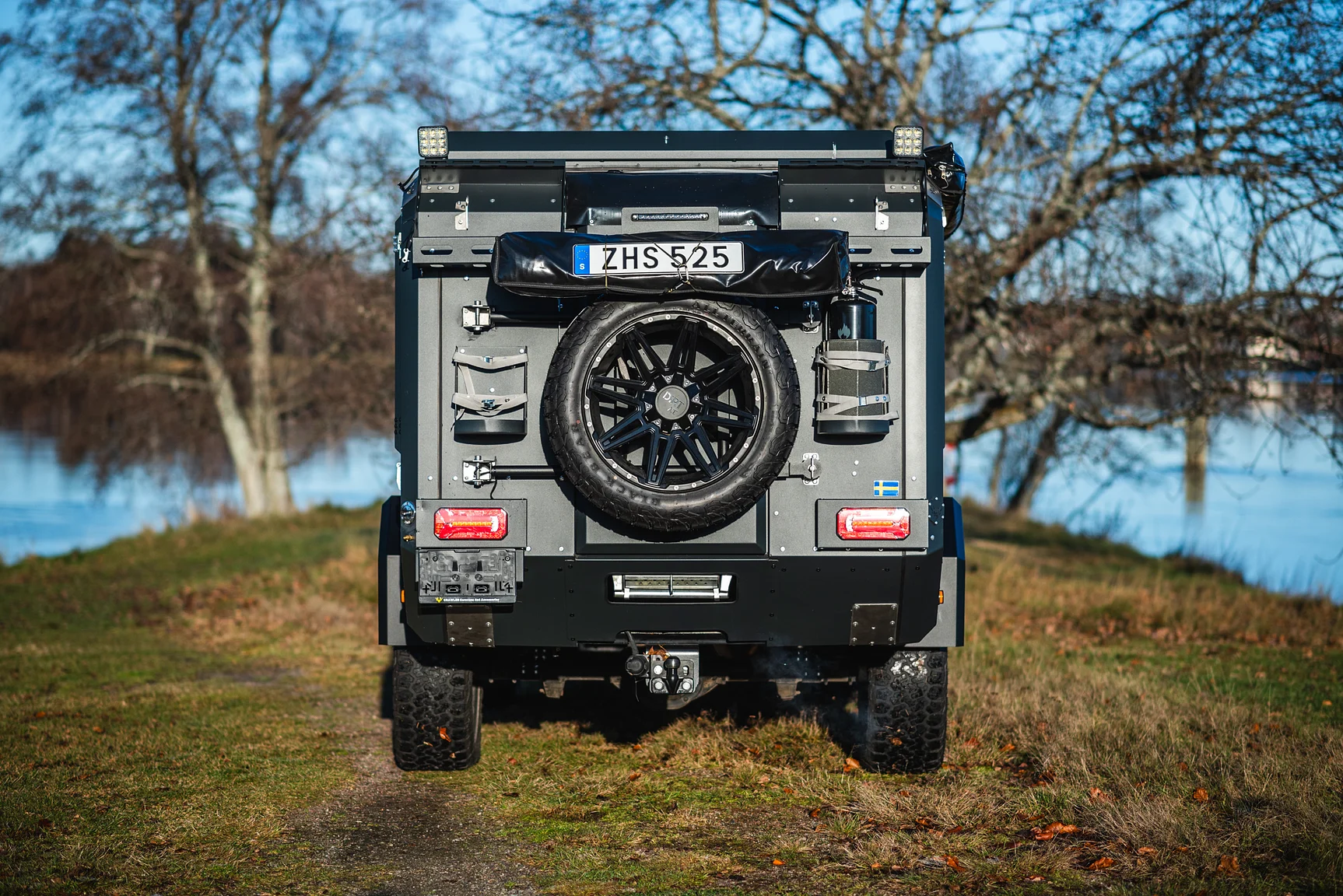 Exterior image of 2020 Northea Camper Expedition Volkswagen Amarok (10)
