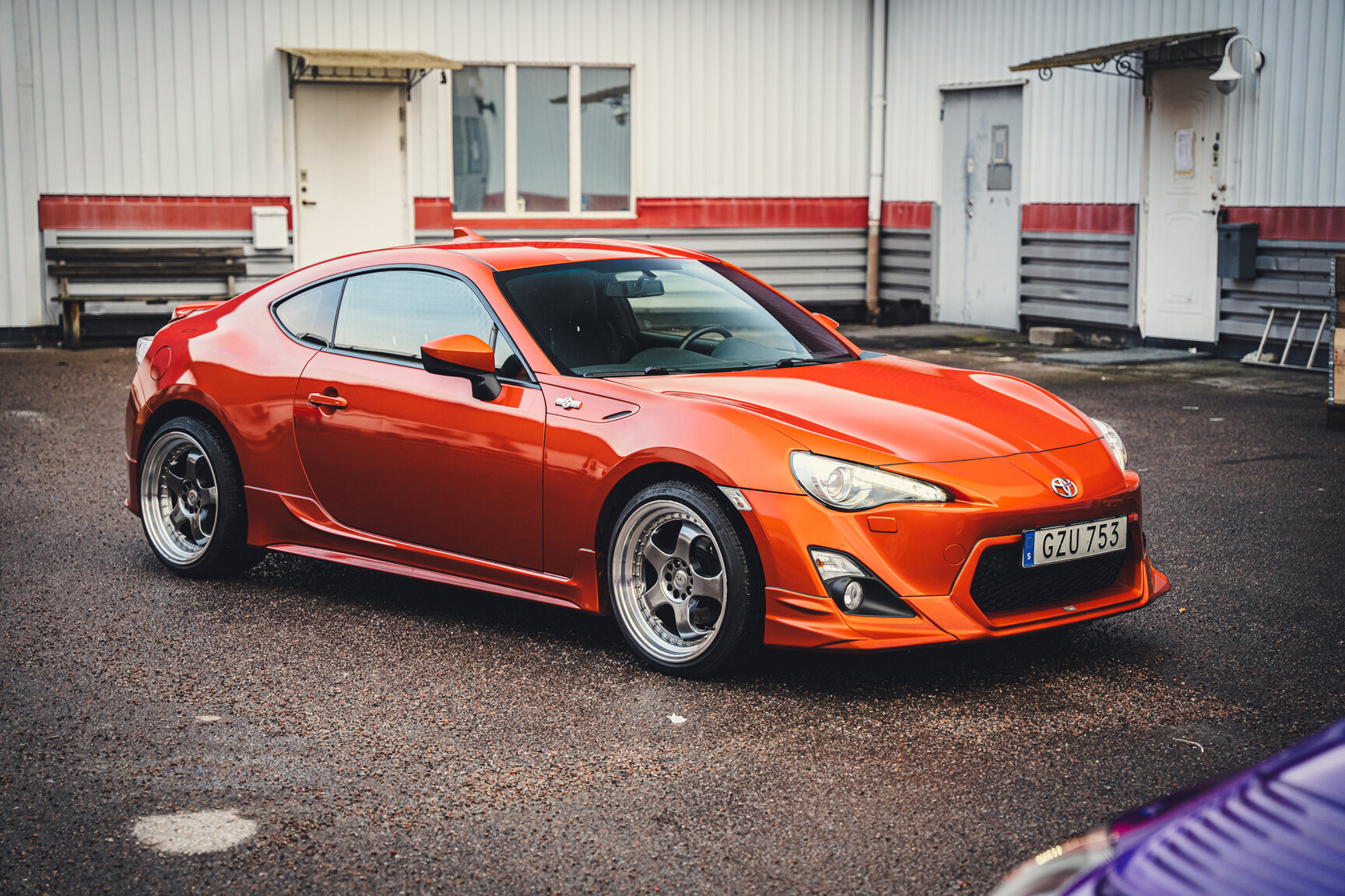 Exteriörbild på 2015 Toyota GT86 TRD-edition - Ett sista race