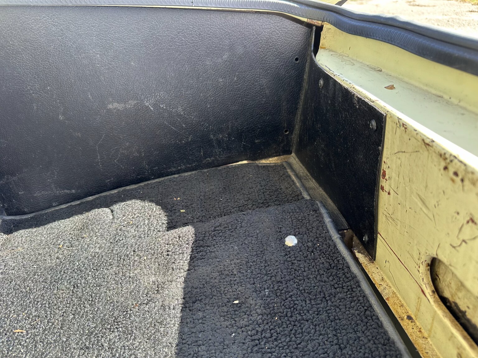 Interiörbild 1971 Triumph TR6