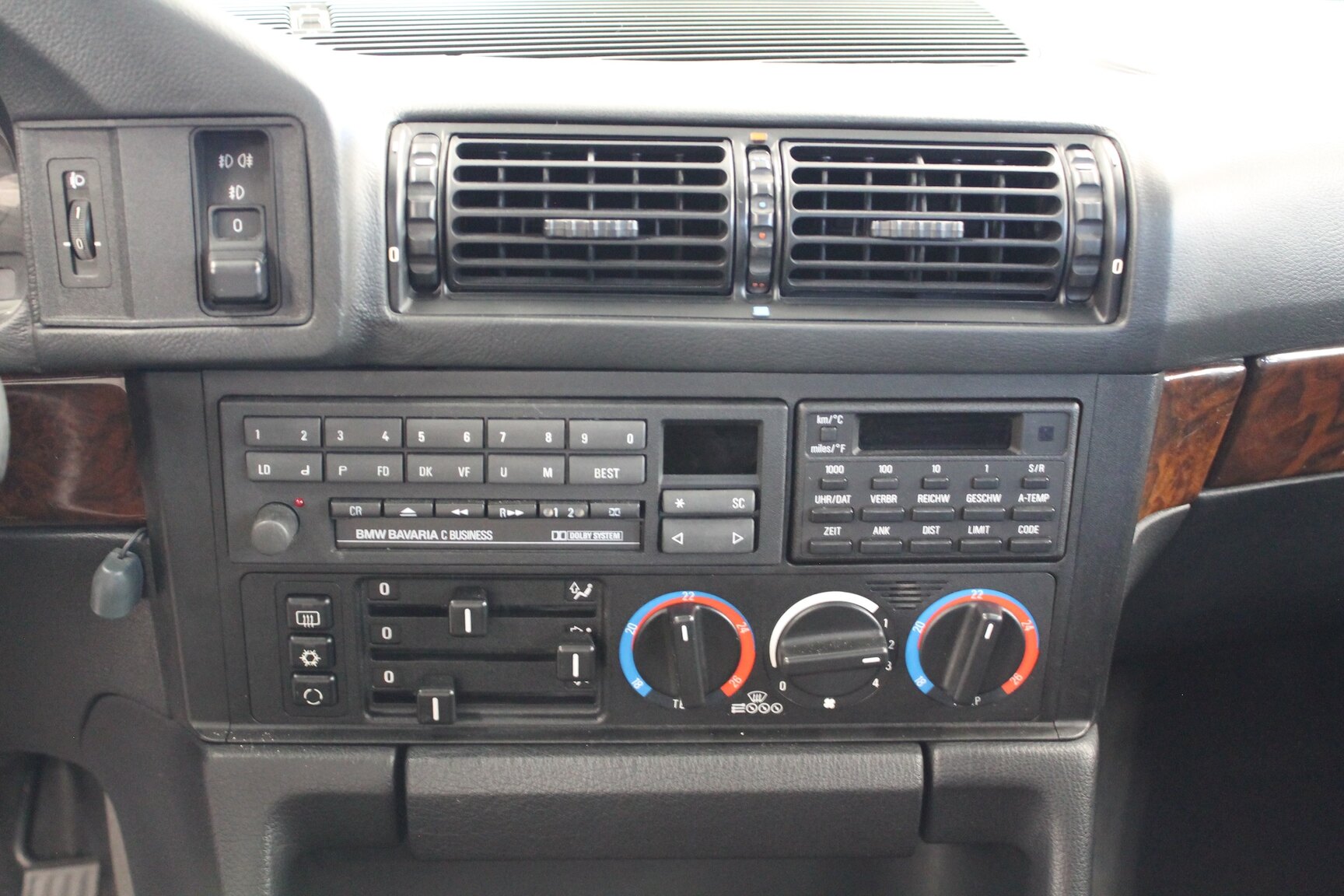 Interiörbild 1996 BMW 540i Touring "No Reserve Auction"