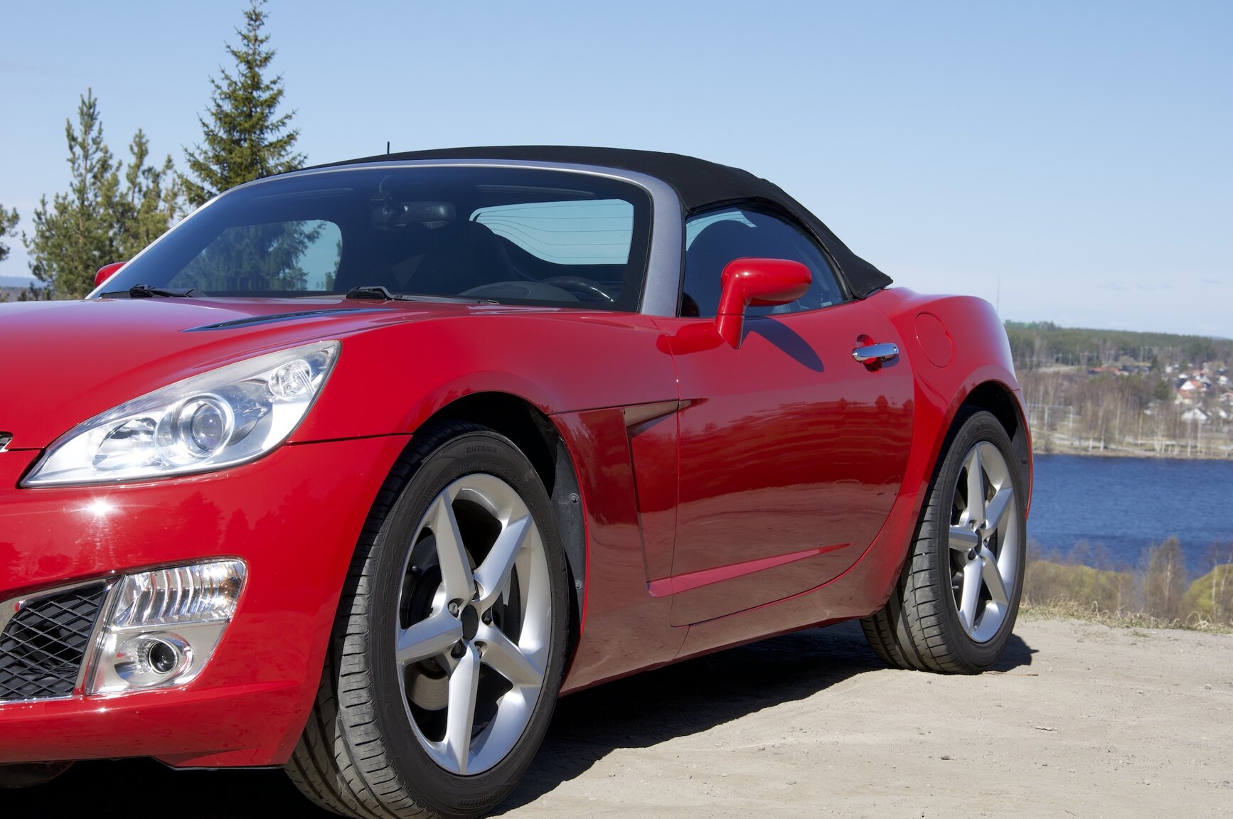 Exterior image of 2007 Opel GT 2.0 Turbo