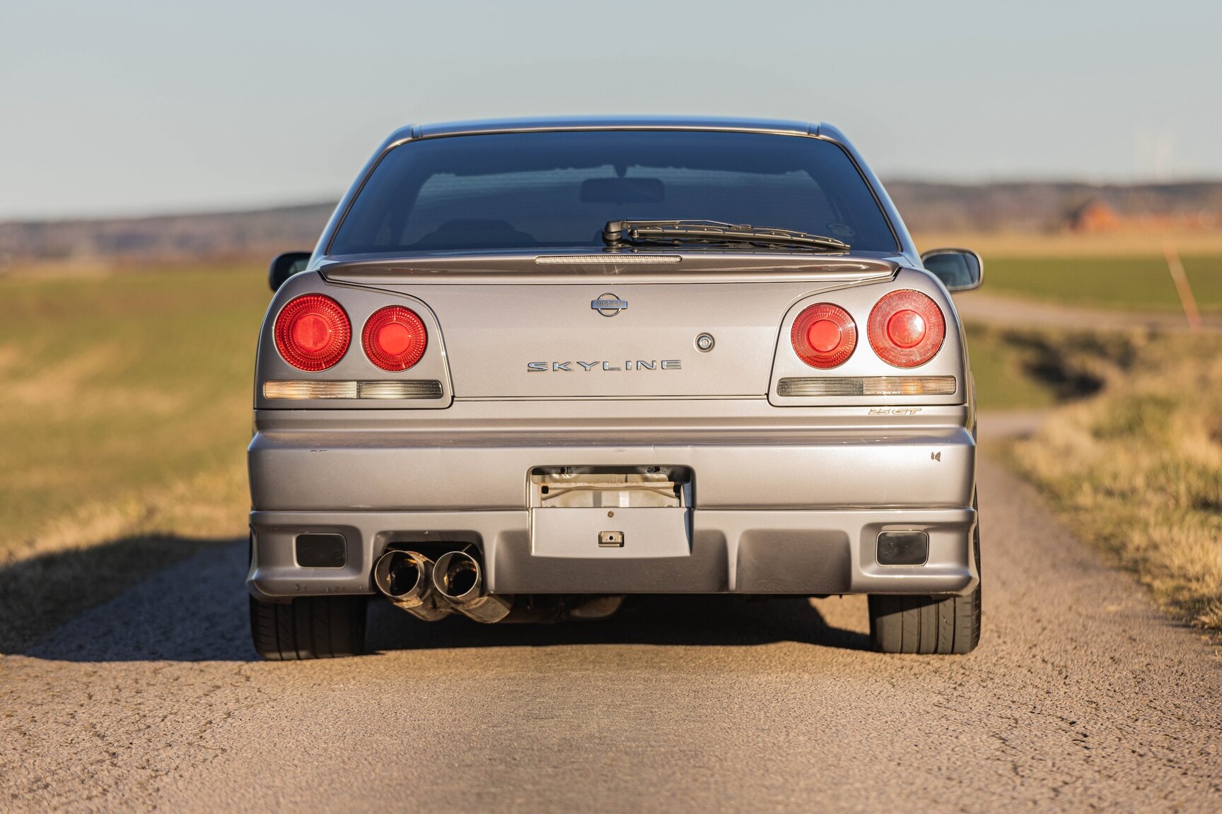 Exterior image of 2000 Nissan Skyline R34 GT 2.5