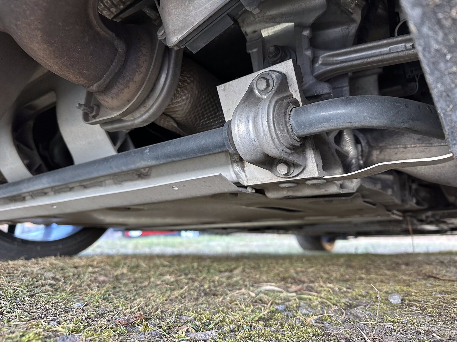 Image of 2018 Aston Martin DB11 mechanics