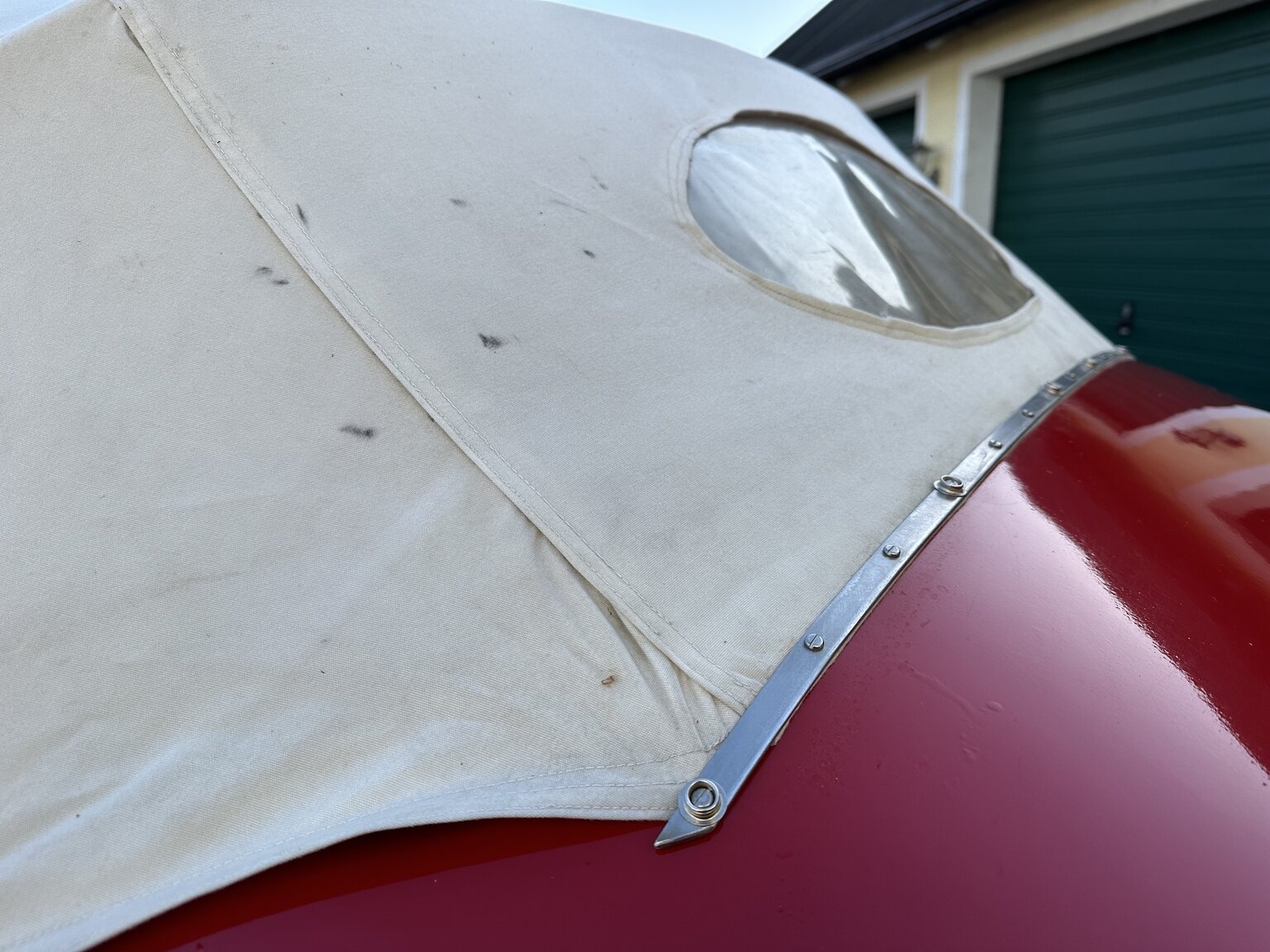 Exteriörbild på 1965 Volvo PV Cabriolet