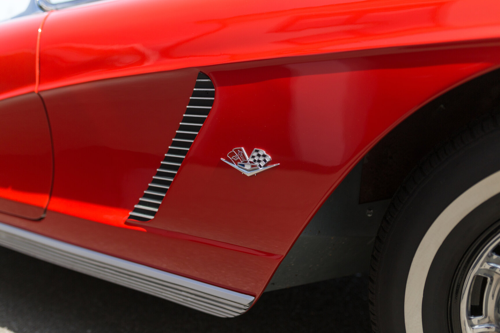 Exterior image of 1962 Corvette C1