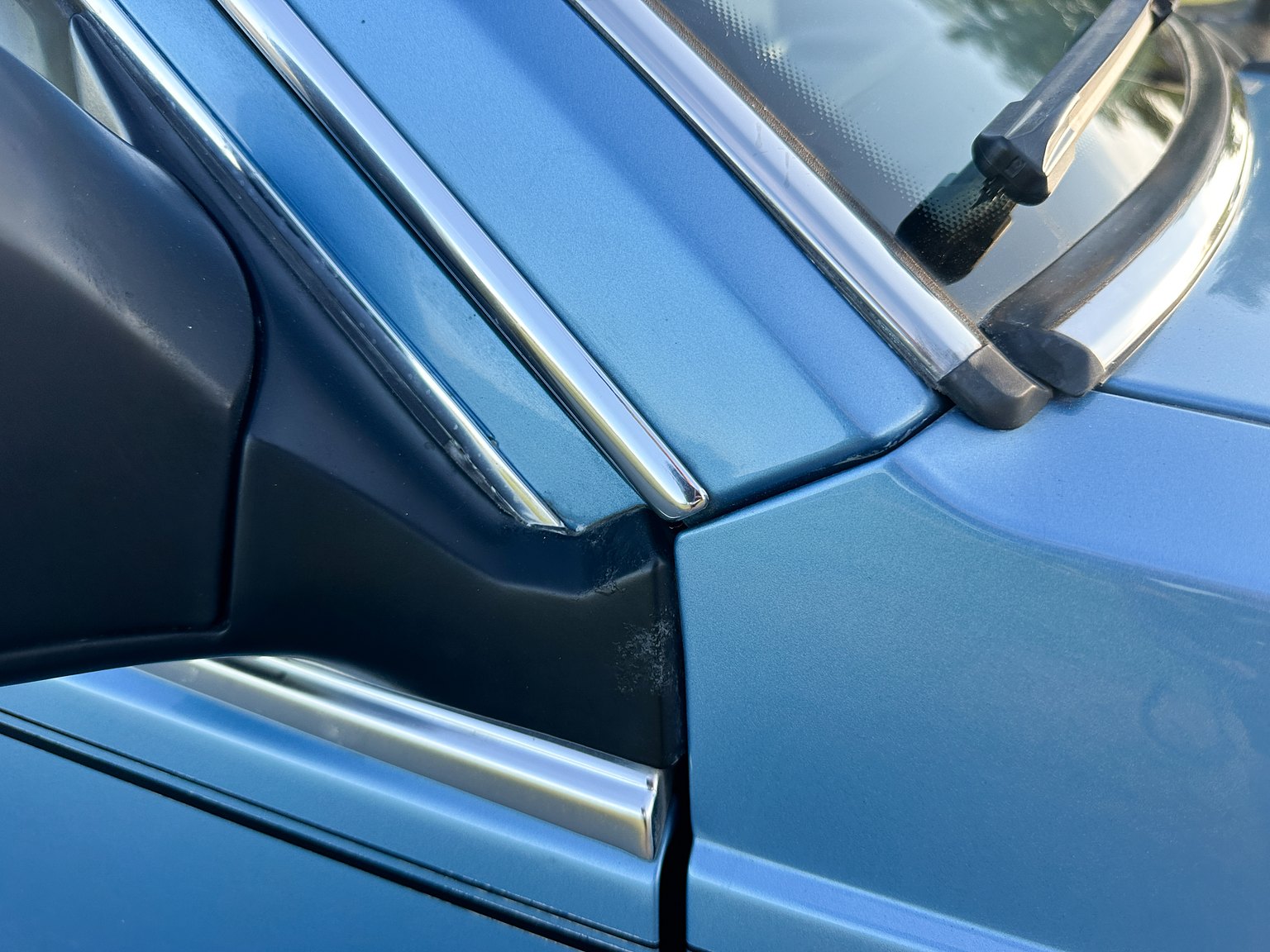 Exterior image of 1985 Volvo 760 GLE 2.8 V6 Automatisk