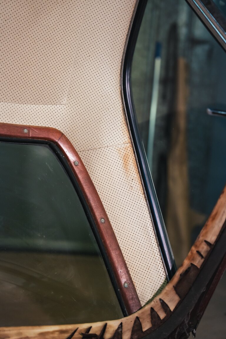 Innenraumfoto von 1966 Mercedes-Benz 230 SL 