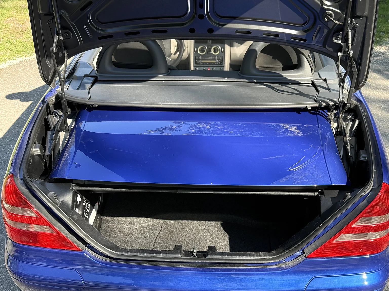 Innenraumfoto von 1997 Mercedes-Benz 230 SLK (61)