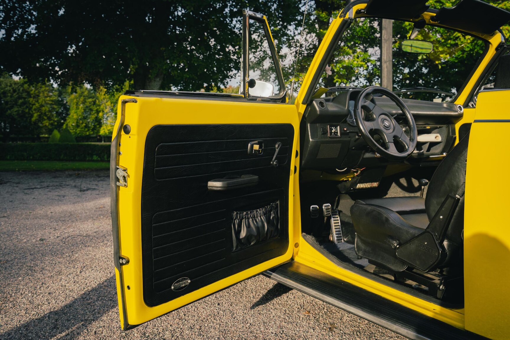 Interiörbild 1973 Volkswagen Bubbla Karmann 1303 LS (21)