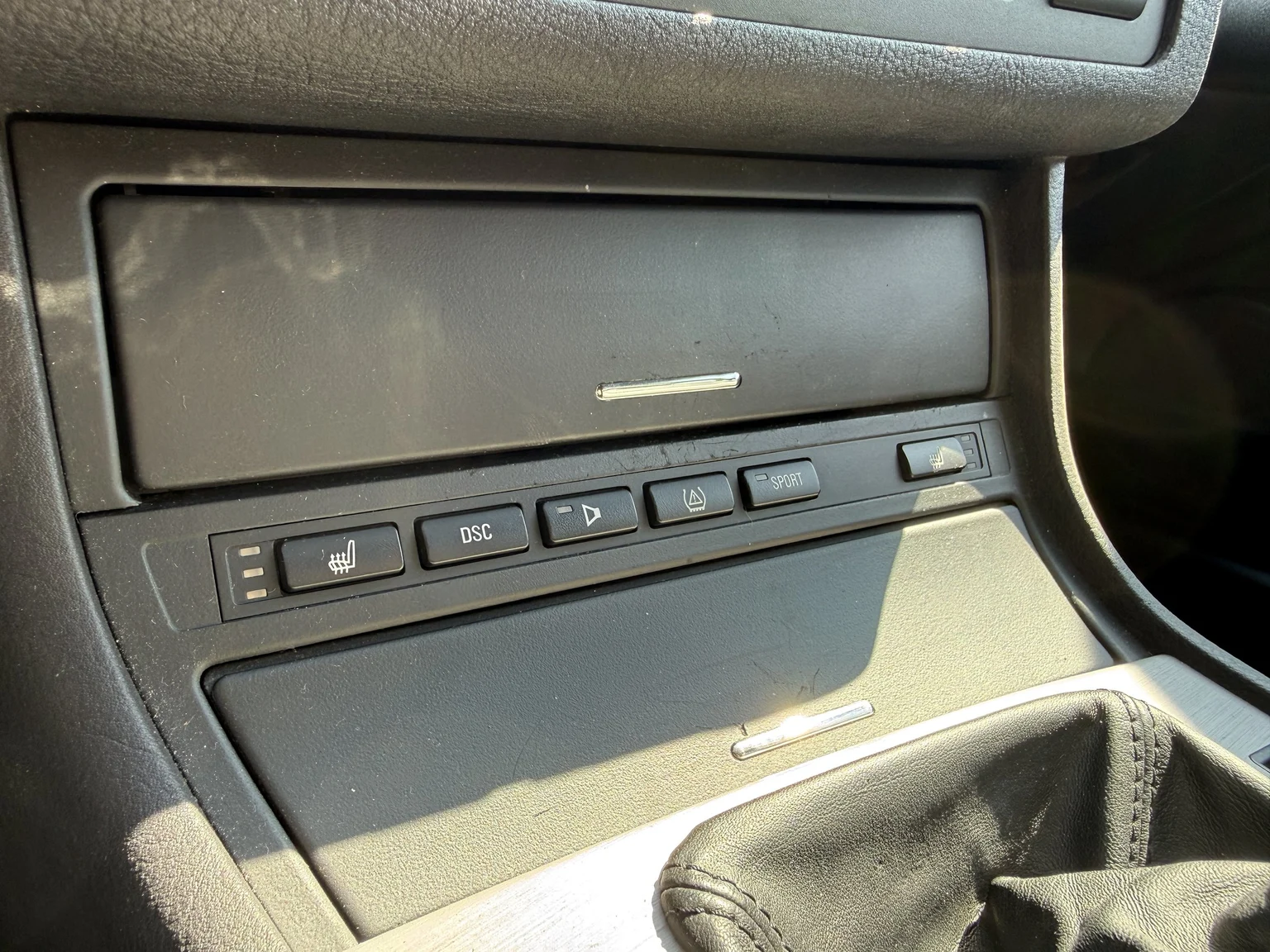 Interior image of 2004 BMW M3 Coupé (52)