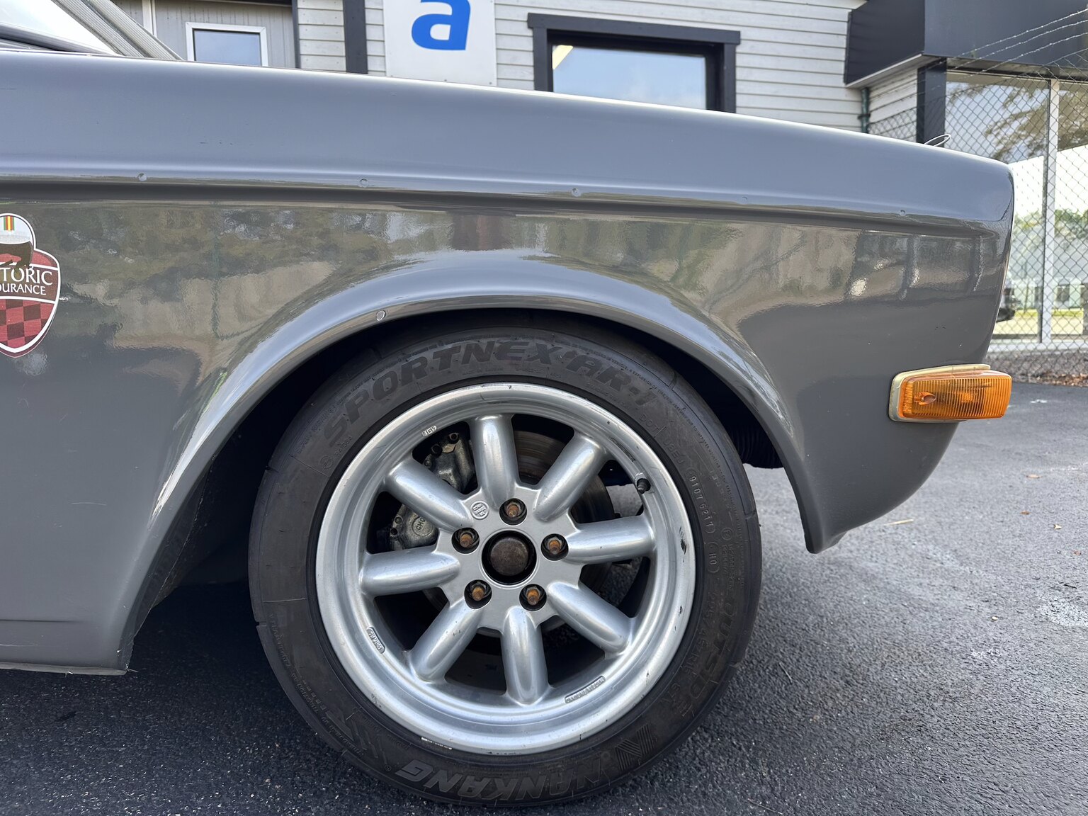 Exteriörbild på 1969 Volvo 142 race car