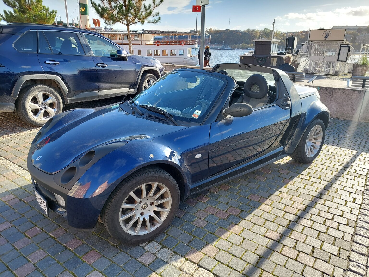 Exteriörbild på 2004 Smart Roadster