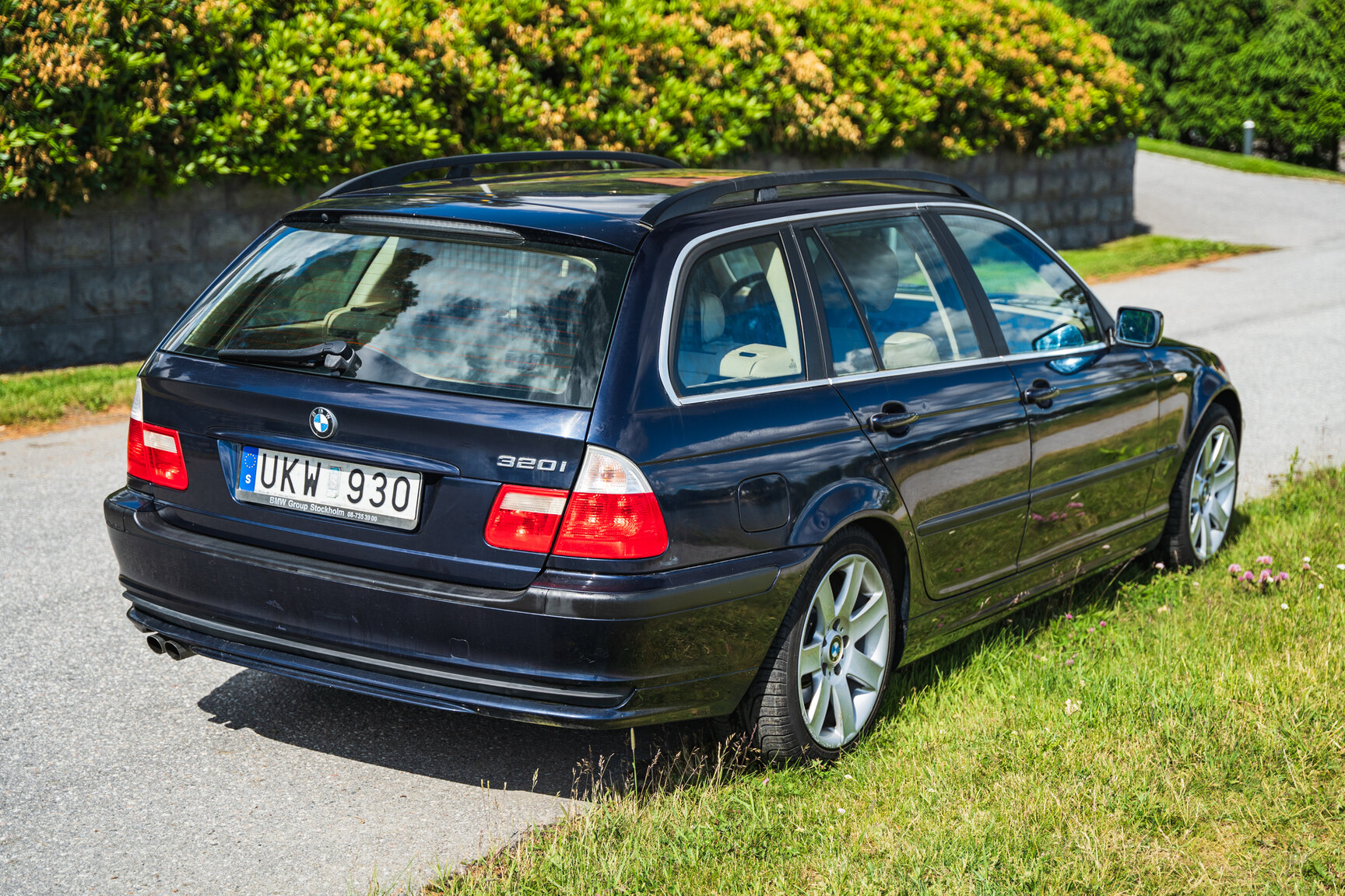 Aussenfoto 2003 BMW 320i Touring