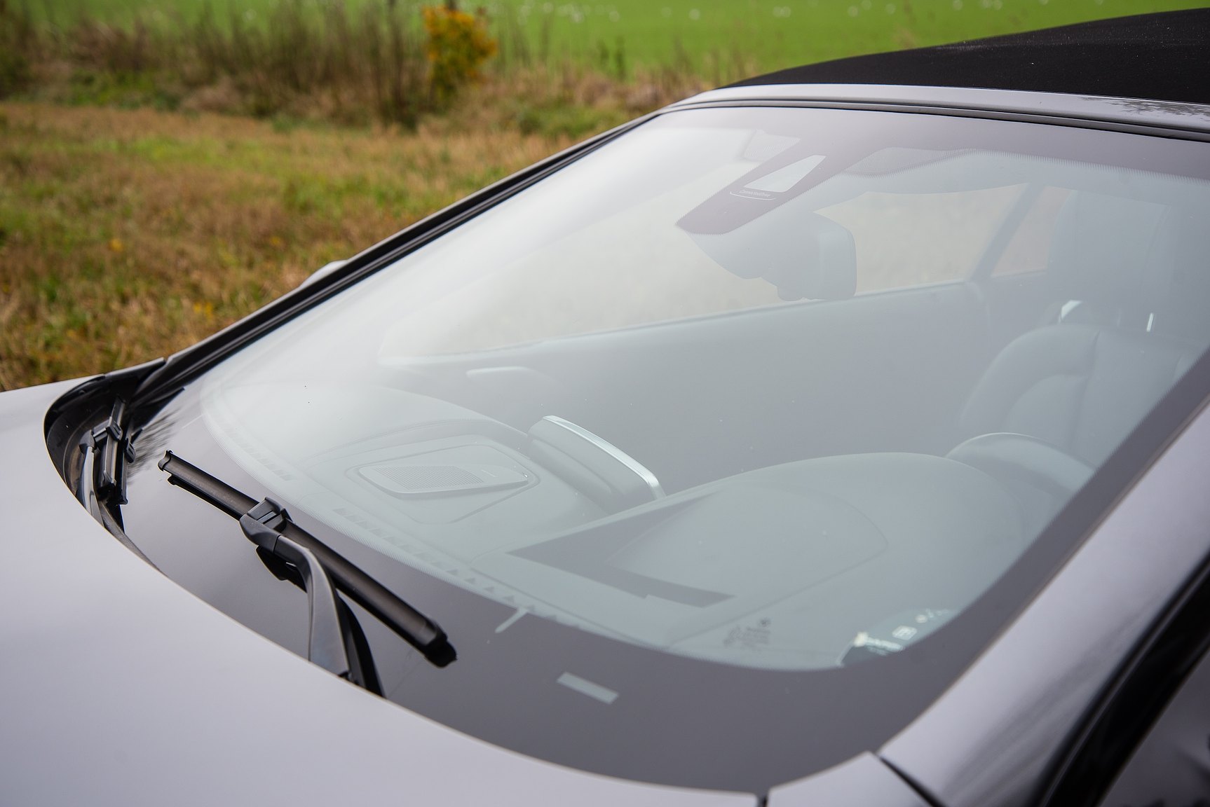 Exterior image of 2014 BMW M6C