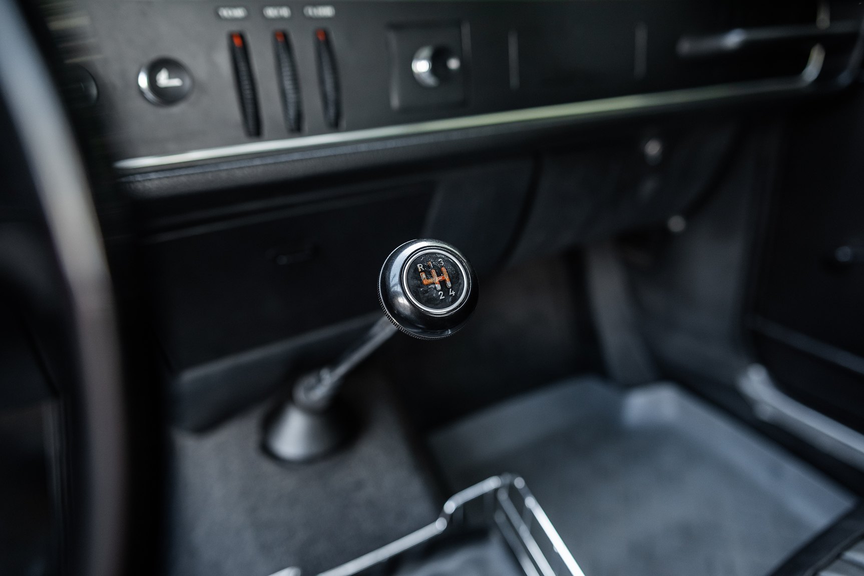 Interior image of 1967 Volvo 144 1.8 