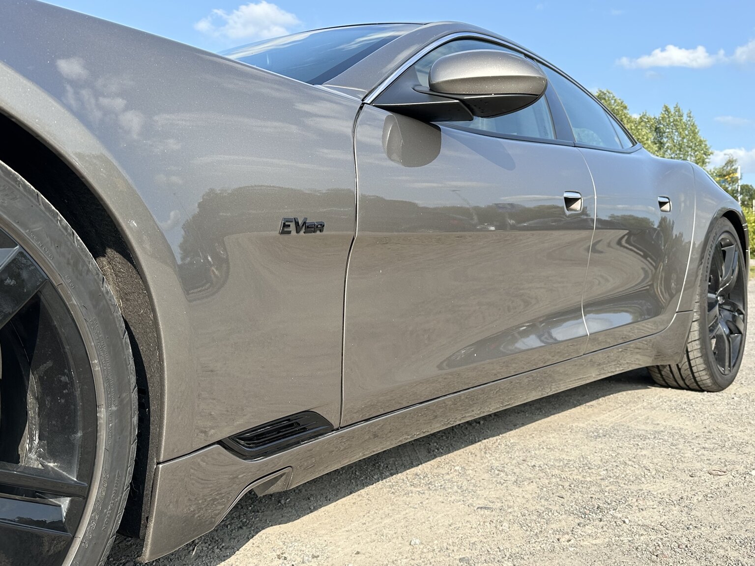 Aussenfoto 2012  Fisker Karma