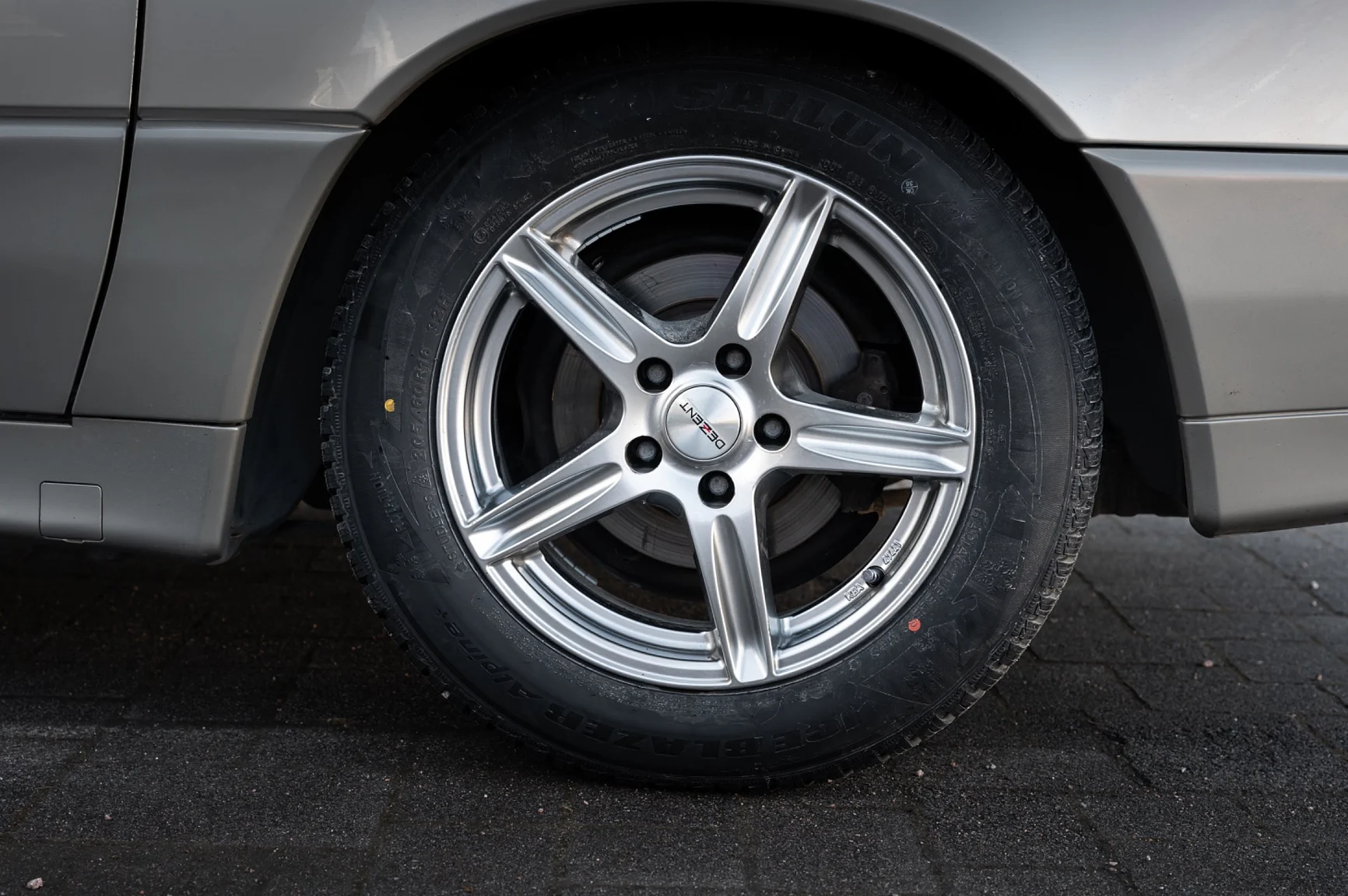 Aussenfoto 1991 Mercedes-Benz 500 SL (32)