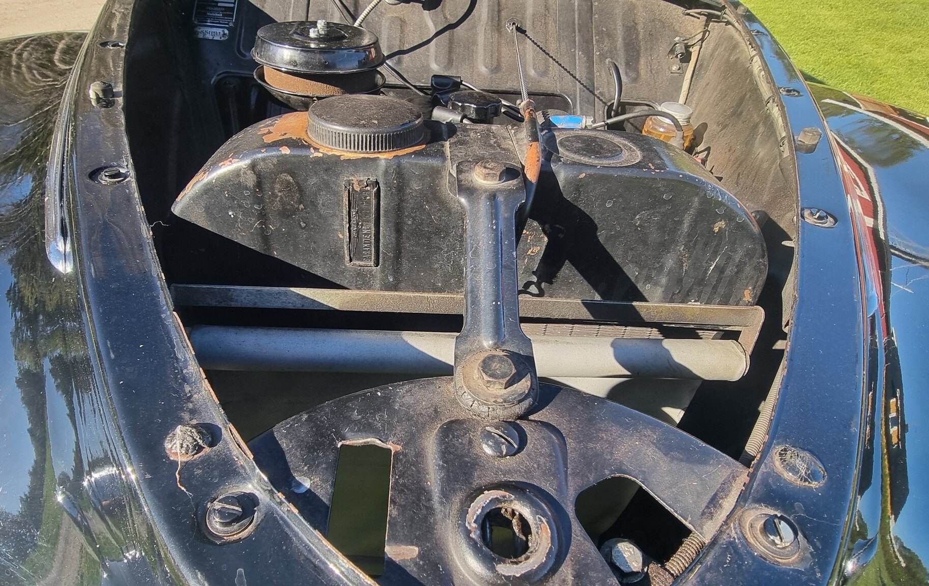 Image of 1951 Peugeot 203 De Luxe mechanics
