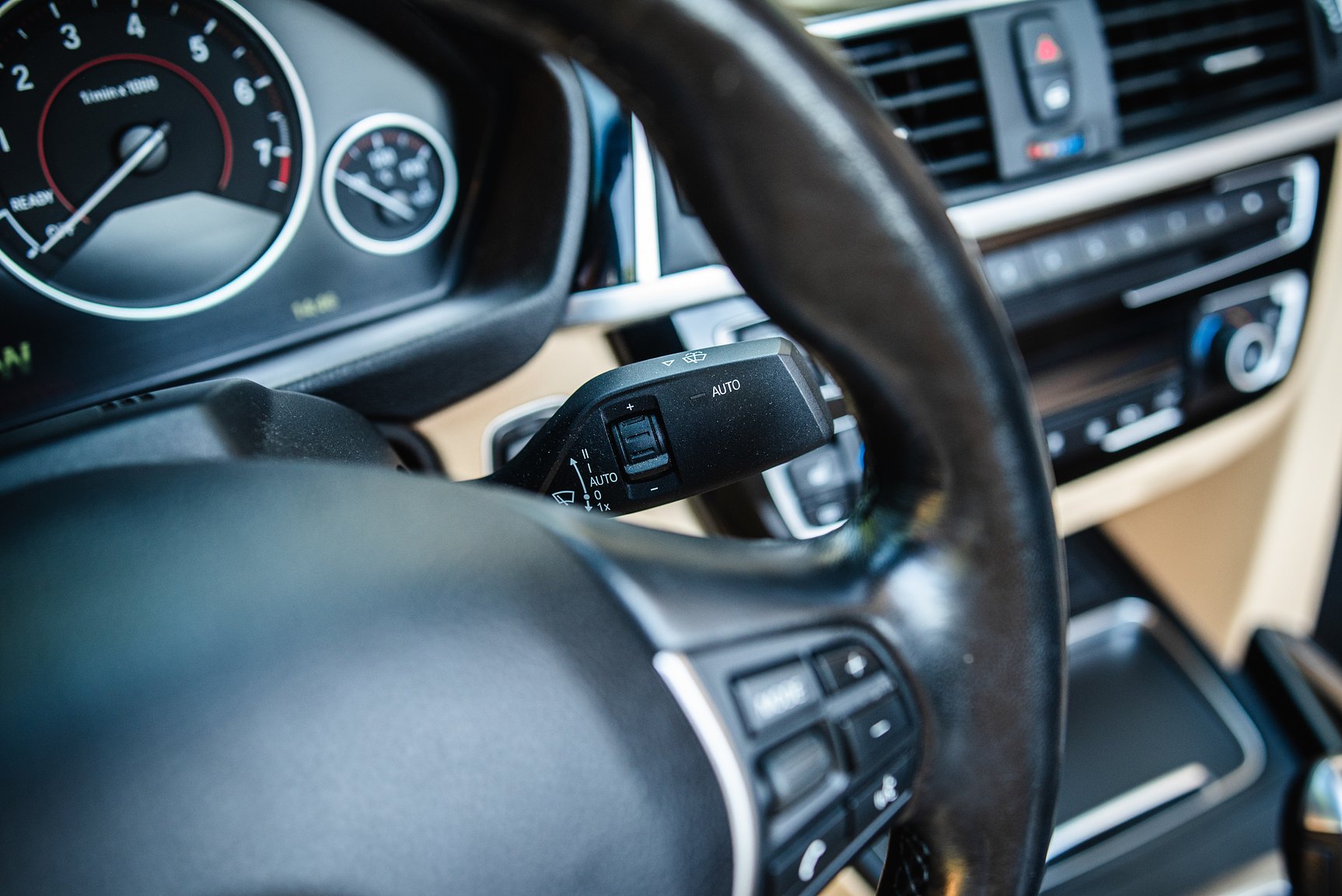 Interior image of 2018 BMW 430i xDrive Convertible