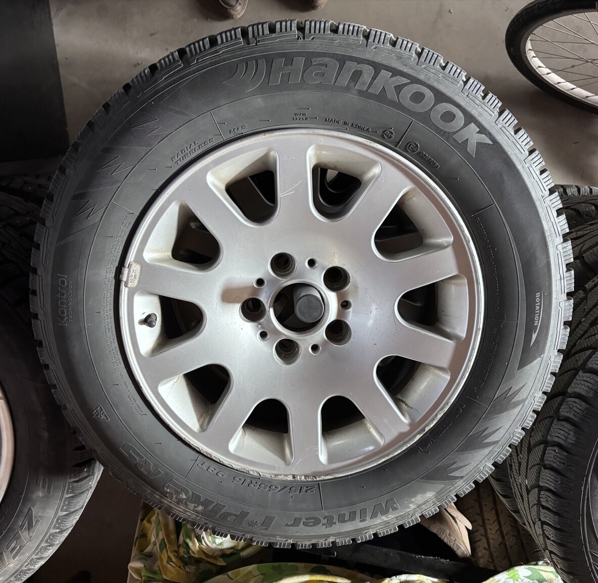 1996 BMW 728iA, Övrigt