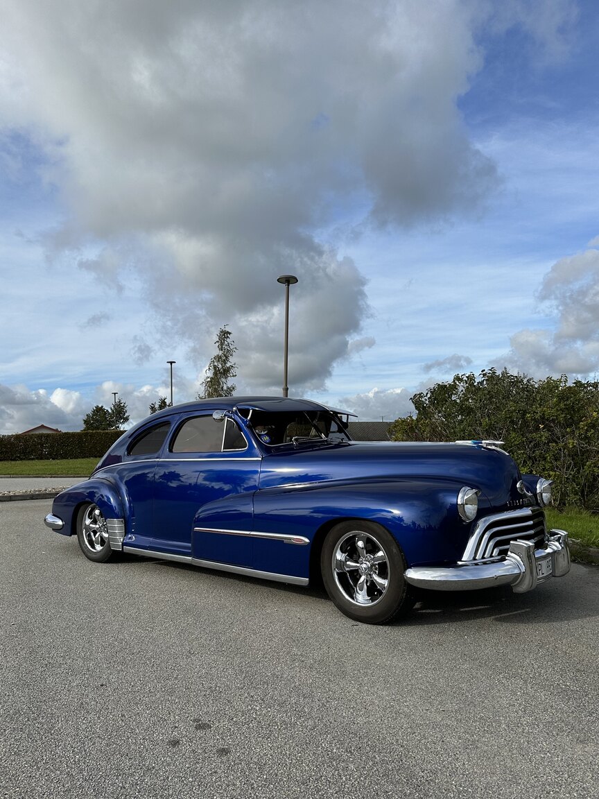 Aussenfoto 1948 Oldsmobile Dynamic 78 Club Sedan (48)