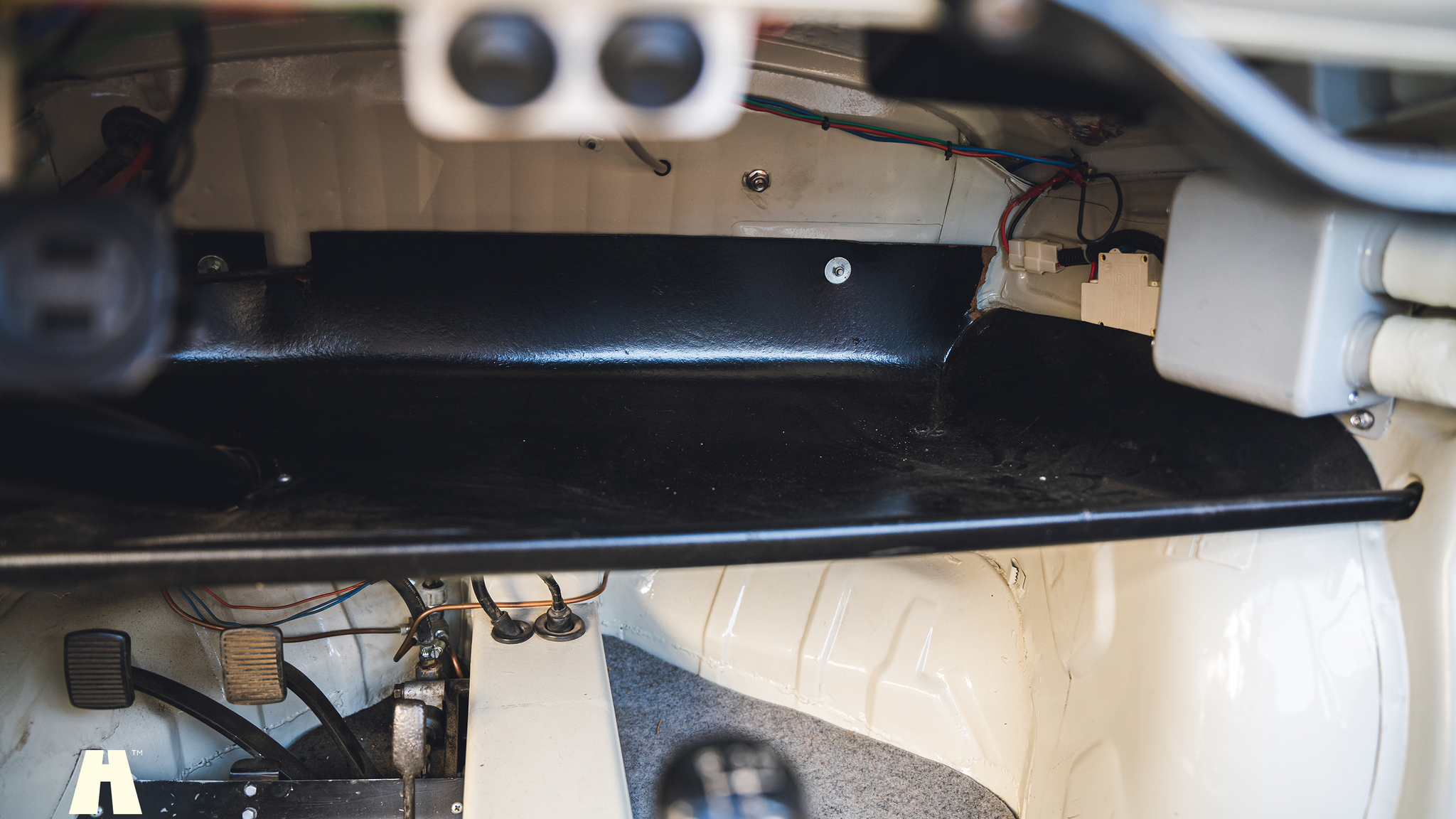 Interiörbild 1968 Subaru 360 Deluxe (15)