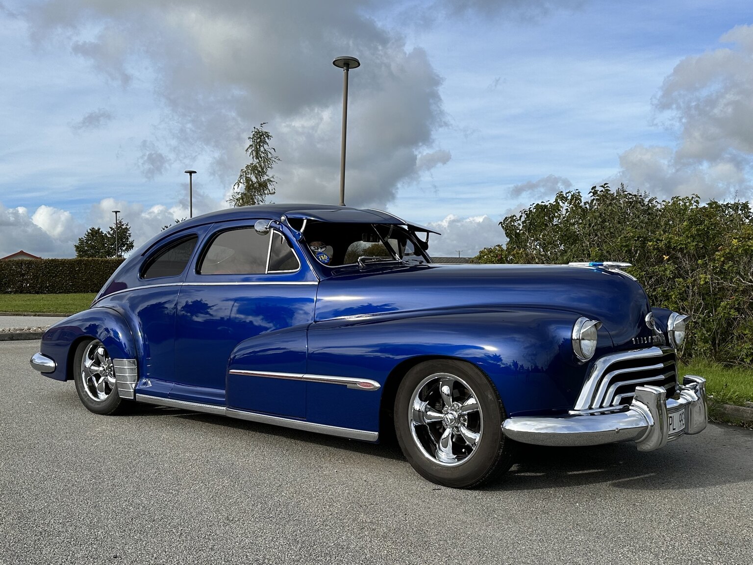 Exterior image of 1948 Oldsmobile Dynamic 78 Club Sedan (47)
