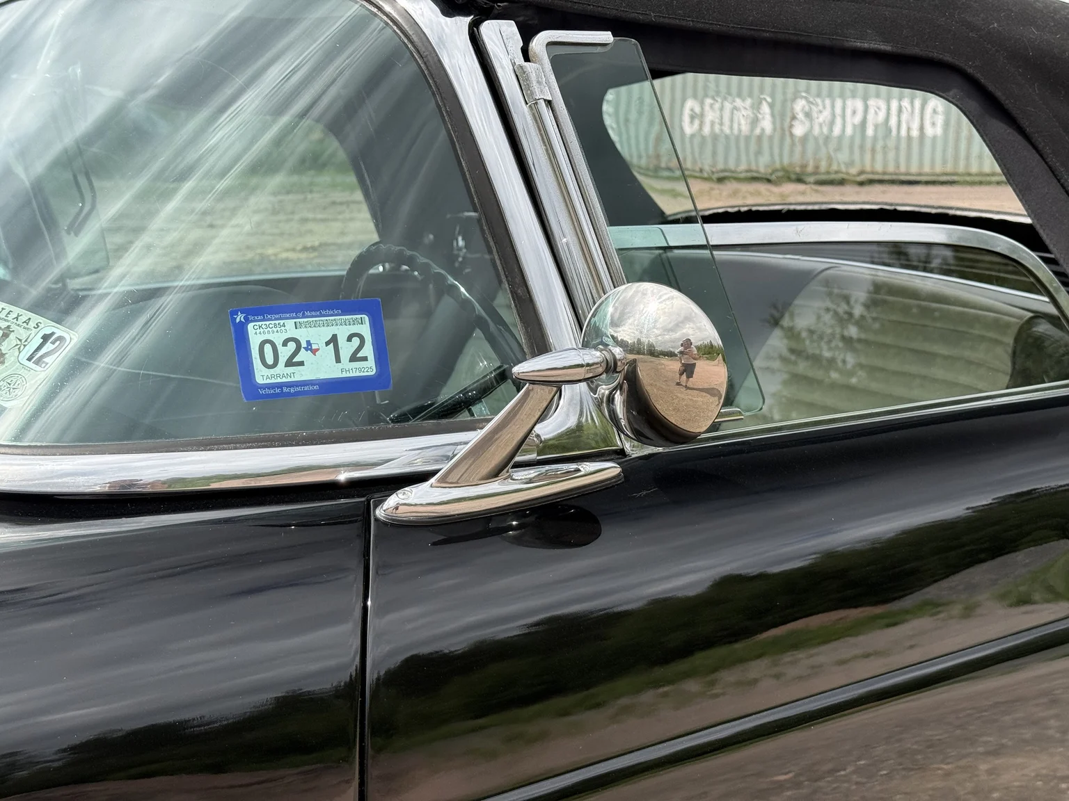 Exteriörbild på 1957 Ford Thunderbird (51)
