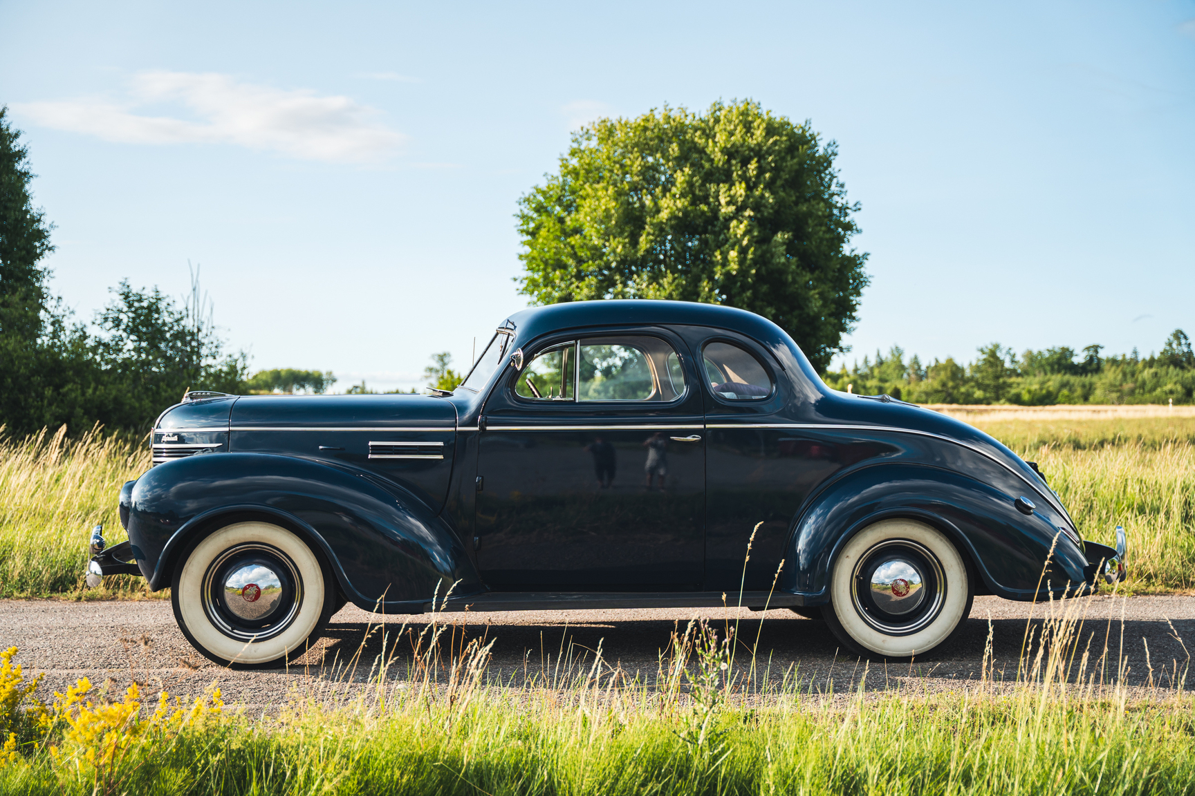 Exteriörbild på 1939 Plymouth Road king P8 Coupe  (3)
